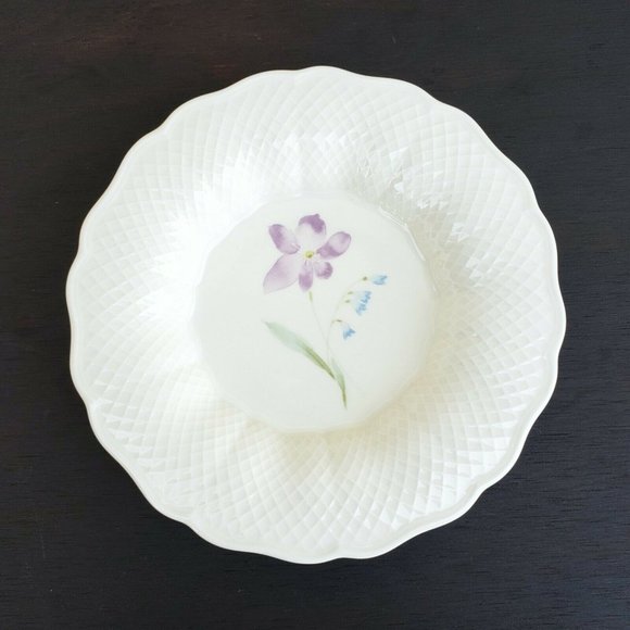 Vintage NIB Mikasa Ivory Bone China Plate